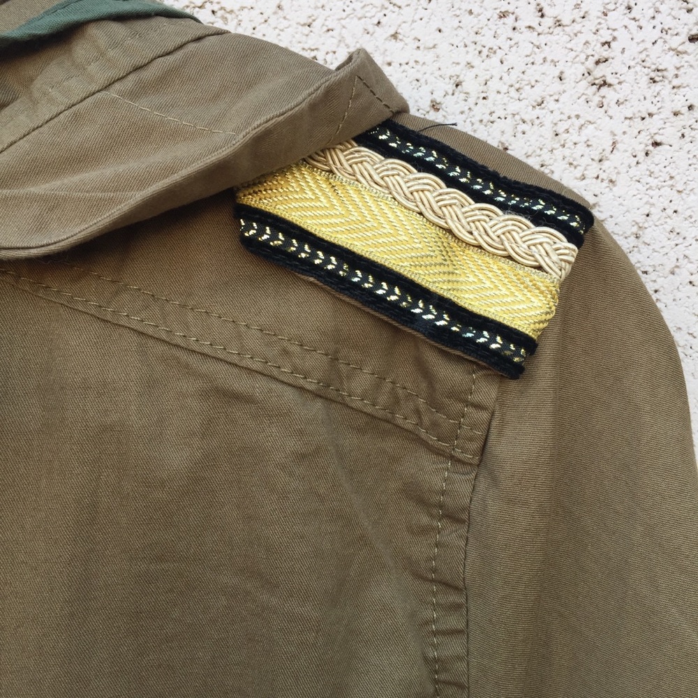 Willow and Clay Lightweight Jacket - Picture 8 of 8